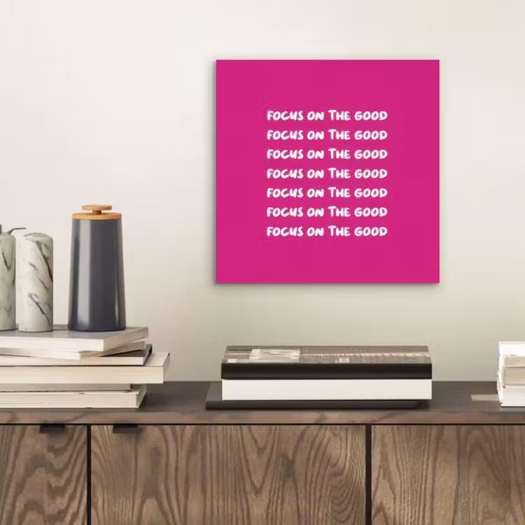 Focus on the good - Roze - wit aluminium wit klein -sfeer1