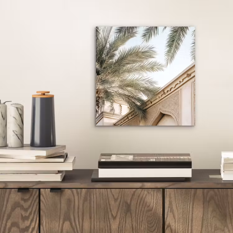 Gebouw - Palmbomen - Beige - Zon aluminium wit klein -sfeer1