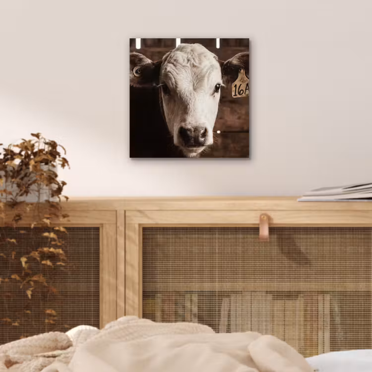 Kalf - Oormerk - Houten stal aluminium wit klein -sfeer3