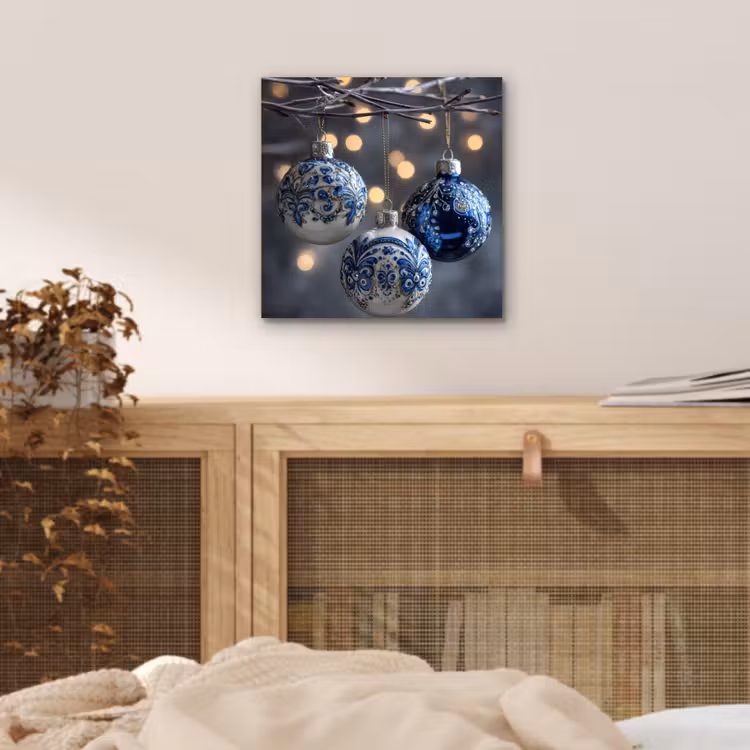 Kerstbal - Versierd - Blauw aluminium wit klein -sfeer3