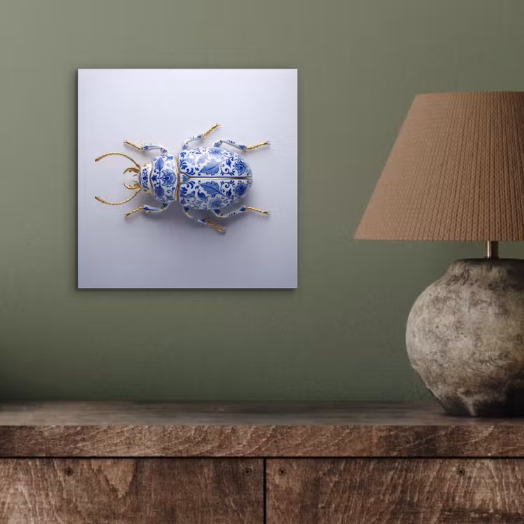 Kever - Delfts  - Blauw - Goud aluminium wit klein -sfeer2