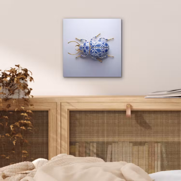 Kever - Delfts  - Blauw - Goud aluminium wit klein -sfeer3