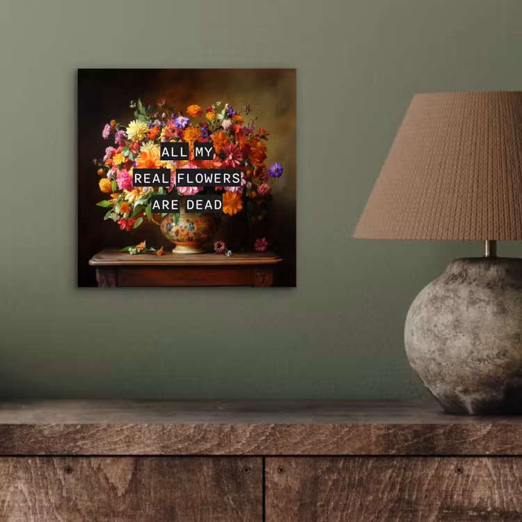 Kleur - Bloemen - Vintage - Bloemenvaas aluminium wit klein -sfeer2