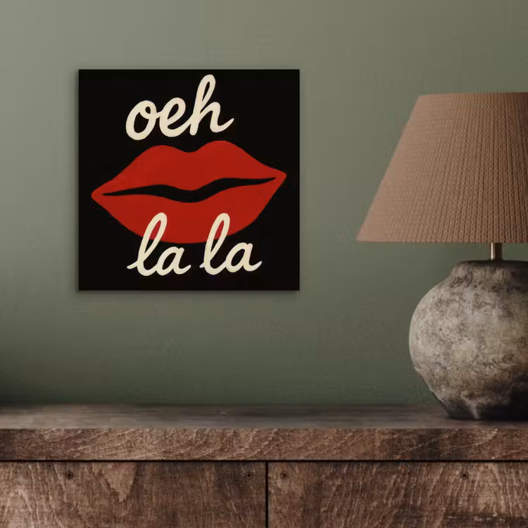 Lip - Rood - Quote aluminium wit klein -sfeer2