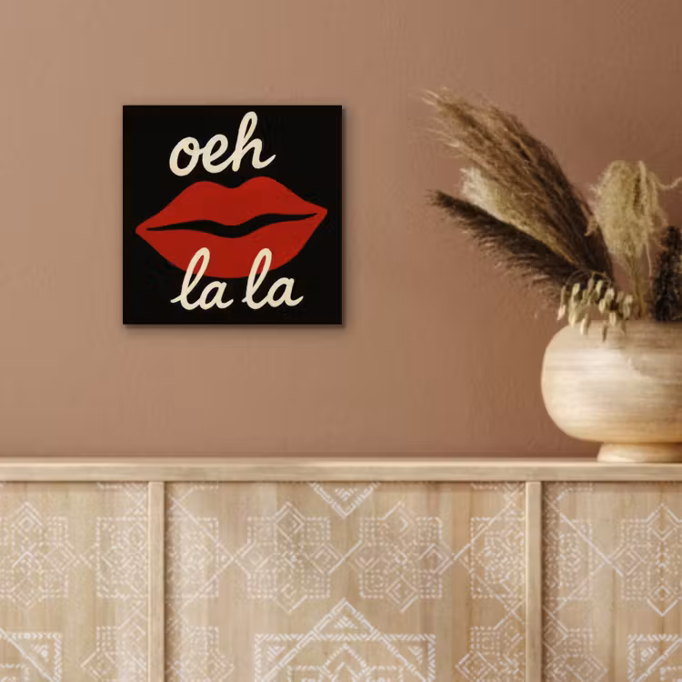 Lip - Rood - Quote aluminium wit klein -sfeer4