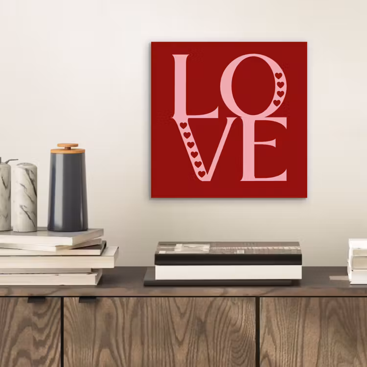 Love - Rood - Hatjes aluminium wit klein -sfeer1