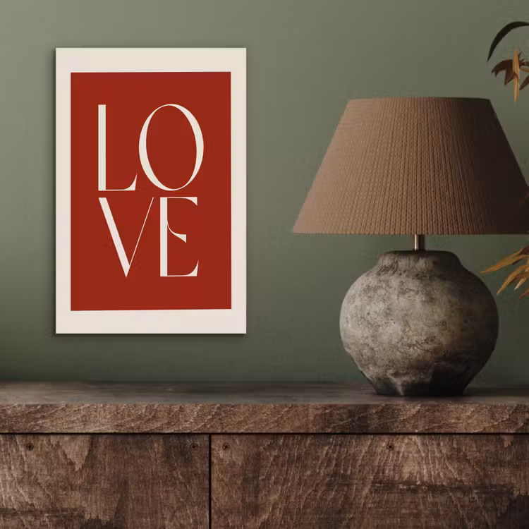 Love - Rood - Minimalistisch aluminium wit klein -sfeer2