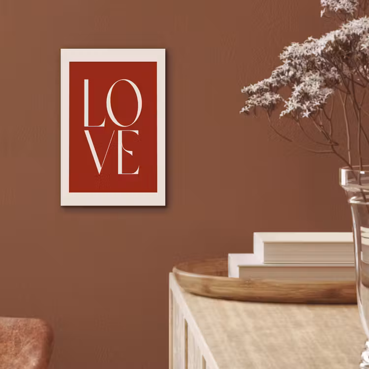 Love - Rood - Minimalistisch aluminium wit klein -sfeer4