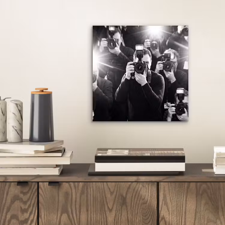 Mensen - Camera - Flitslicht - Zwart-wit - Media aluminium wit klein -sfeer1