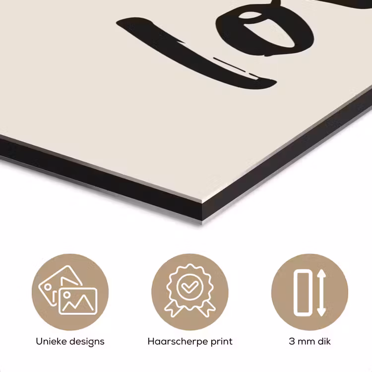 Minimalistisch - Beige - Love aluminium wit klein -closeup_NL