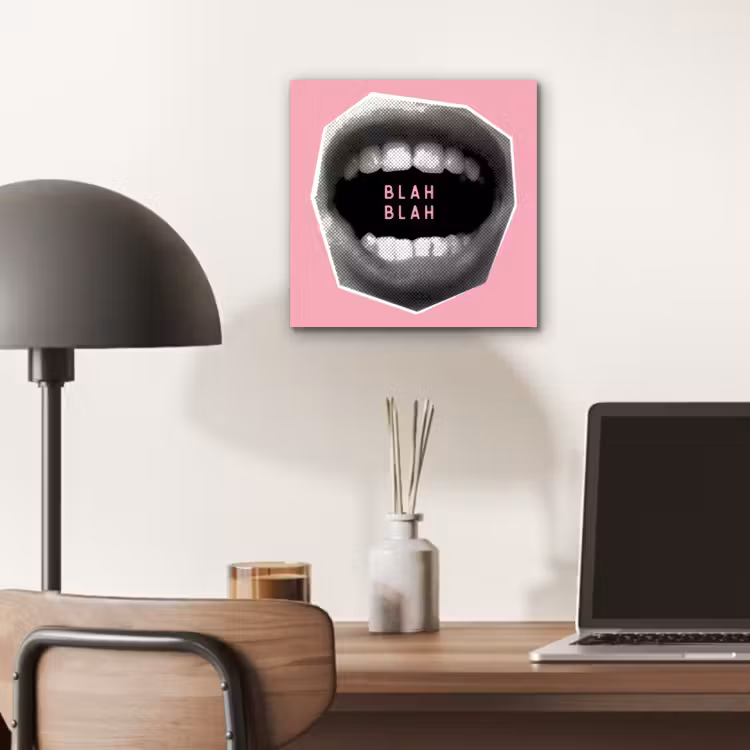 Mond - BLAH BLAH - Roze aluminium wit klein -sfeer5