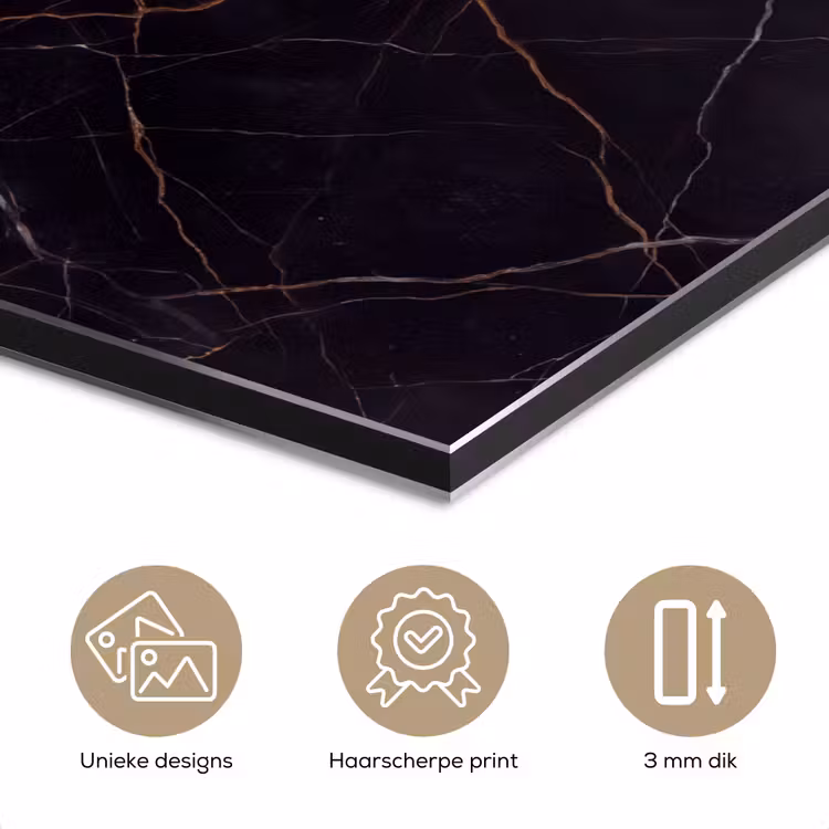 Natuursteen - Marmerpatroon - Abstract - Modern - Zwart - Goud aluminium wit klein -closeup_NL