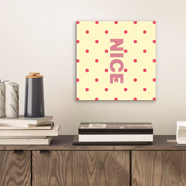 Nice - Stippen - Roze - Geel aluminium wit klein -sfeer1