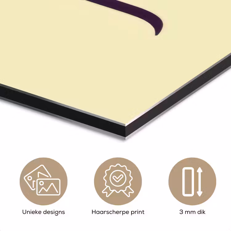 Oh hi - Geel - Monogram aluminium wit klein -closeup_NL
