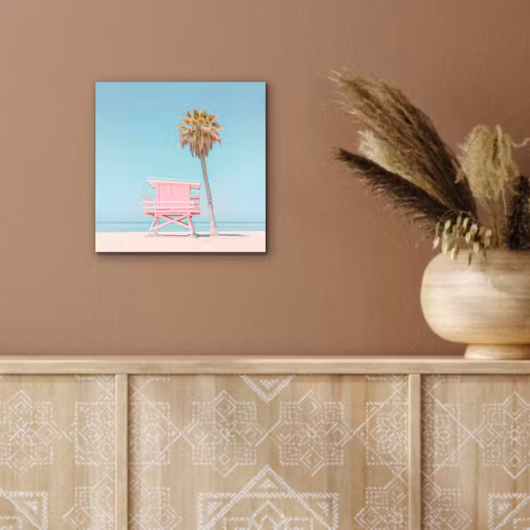 Palmboom - Strandhuis - Roze aluminium wit klein -sfeer4