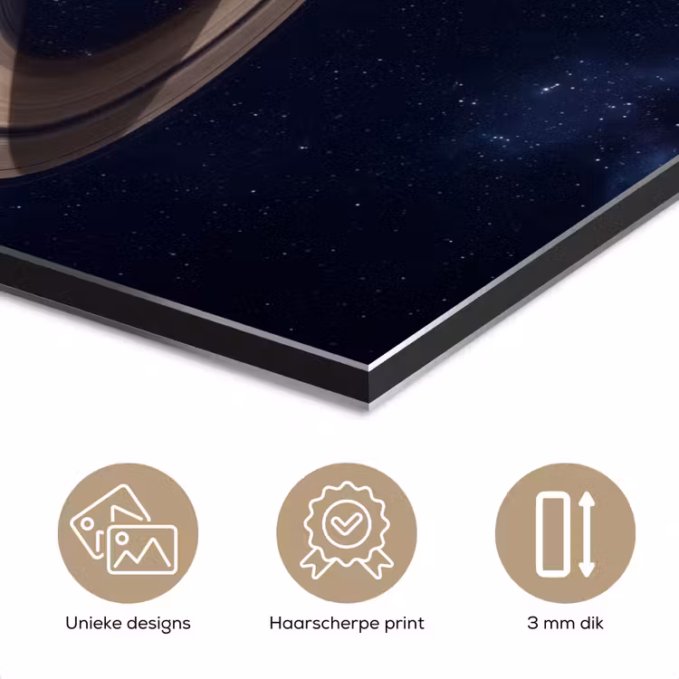 Planeten - Saturnus - Ruimte aluminium wit klein -closeup_NL