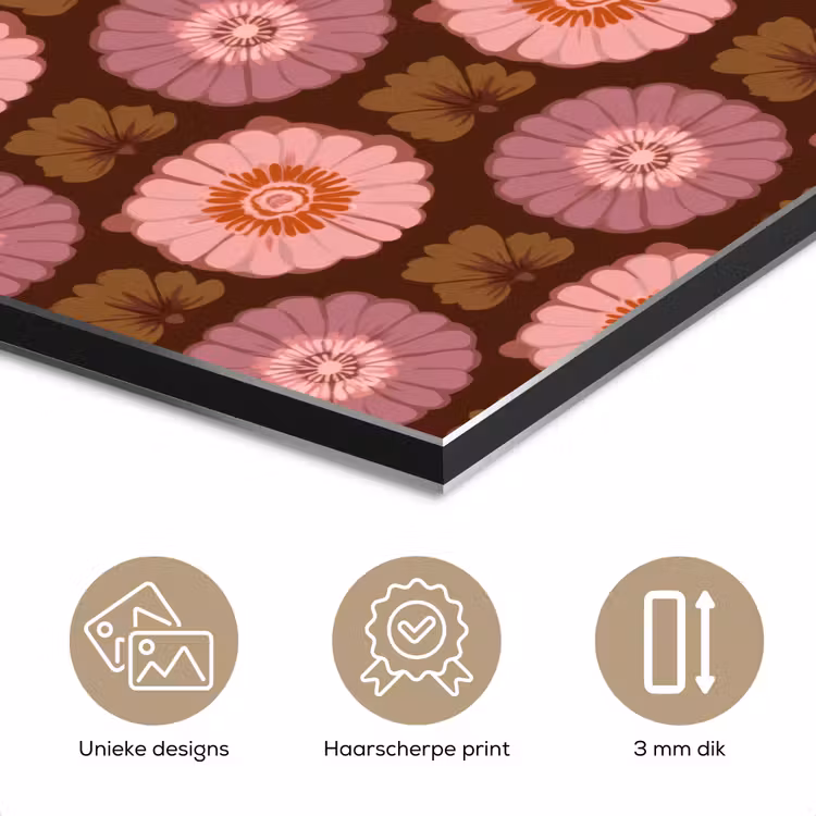 Retro - Madelief - Roze aluminium wit klein 46 -closeup_NL