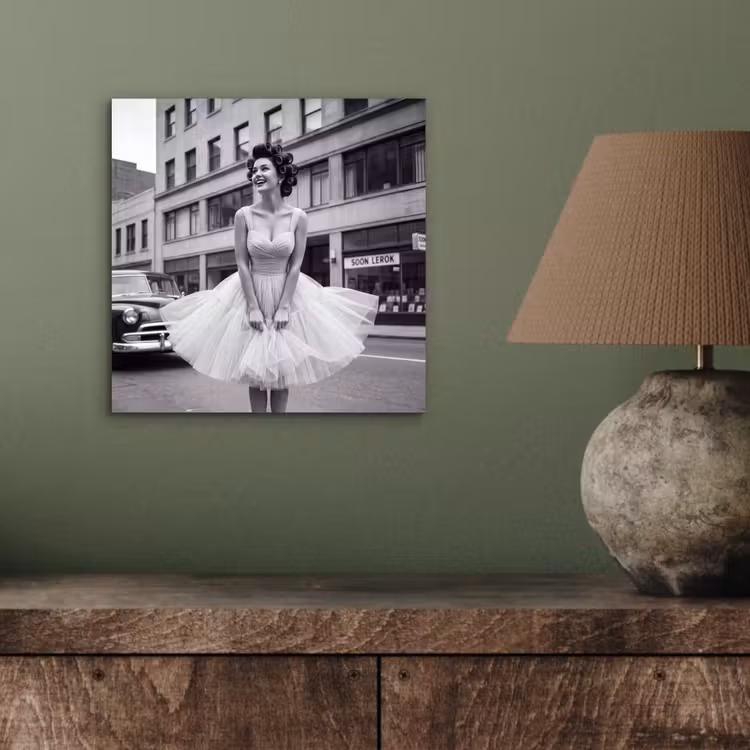 Retro - Vrouw - Zwart - Wit aluminium wit klein -sfeer2