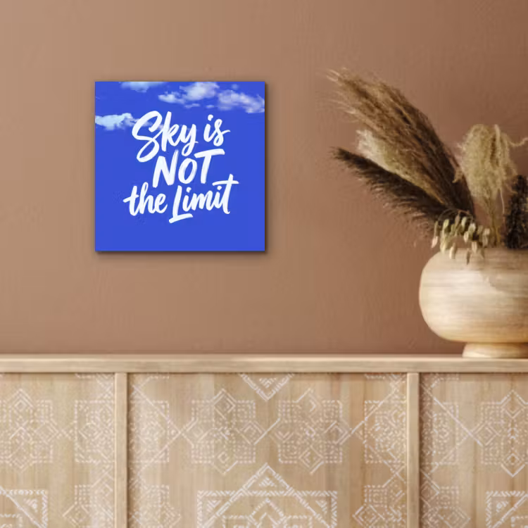 Sky is not the limit - Blauwe lucht - Wolken aluminium wit klein -sfeer4