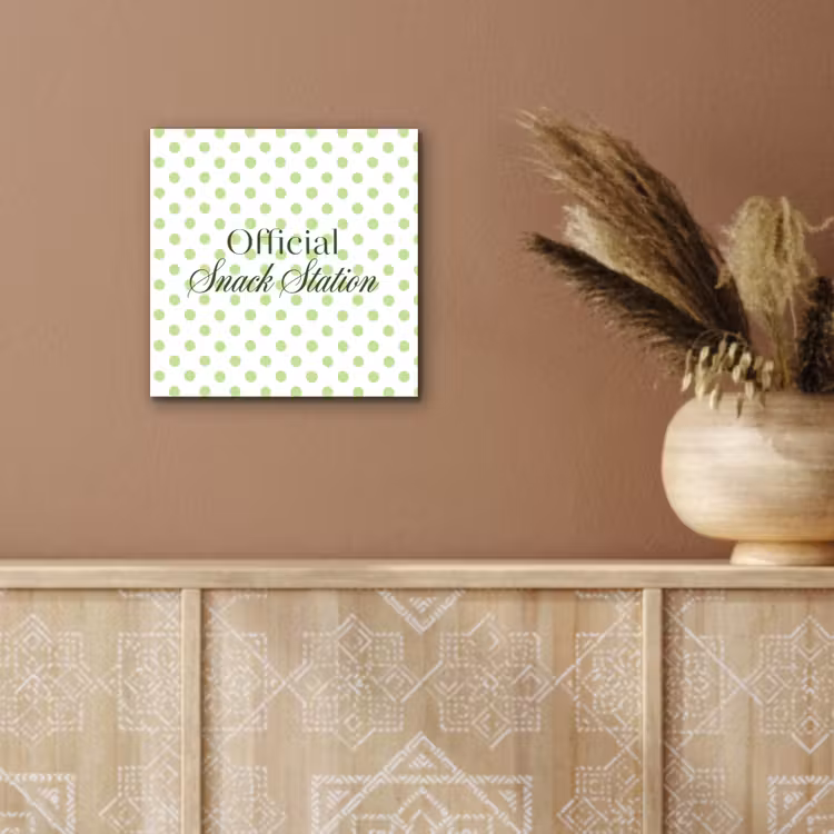 Snack Station - Groen - Stippen aluminium wit klein -sfeer4