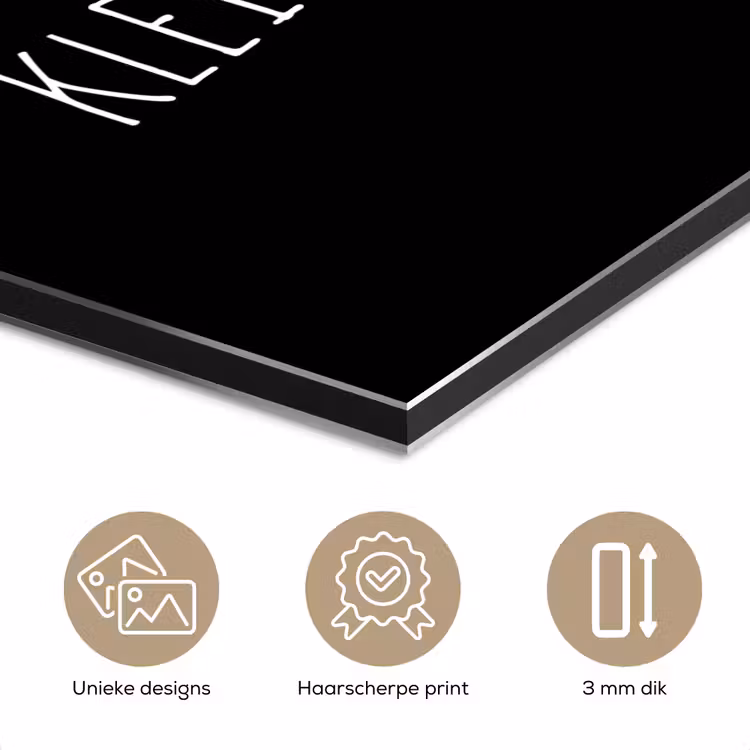 Spreuken - Quotes - Geluk zit in een klein rompertje aluminium wit klein -closeup_NL
