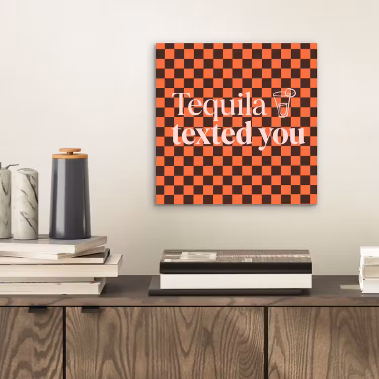 Tequila texted you - Glas - Vierkanten - Oranje aluminium wit klein -sfeer1