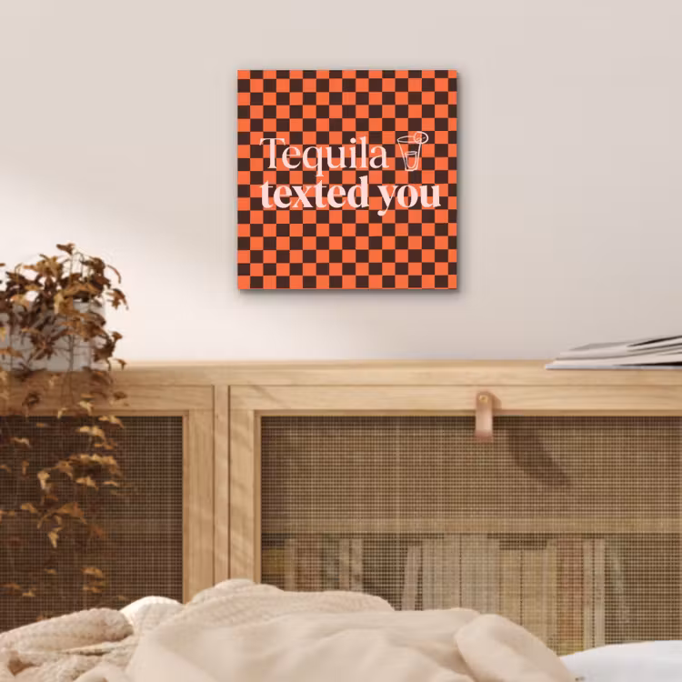 Tequila texted you - Glas - Vierkanten - Oranje aluminium wit klein -sfeer3