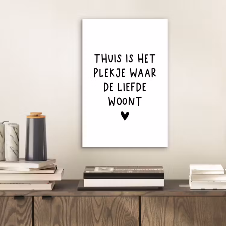 Thuis is het plekje waar de liefde woont - Spreuken - Quotes aluminium wit klein -sfeer1