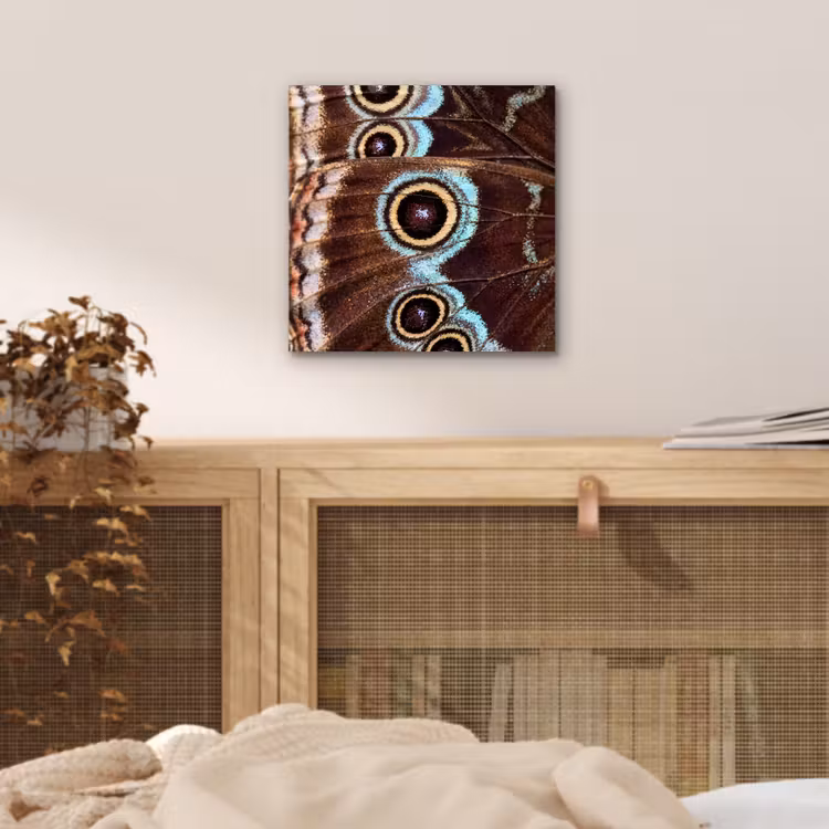 Vleugels - Vlinder - Blauw aluminium wit klein -sfeer3