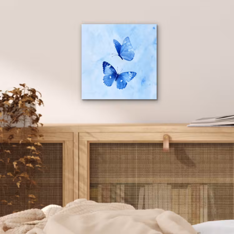 Vlinders - Sierlijk - Blauw aluminium wit klein -sfeer3