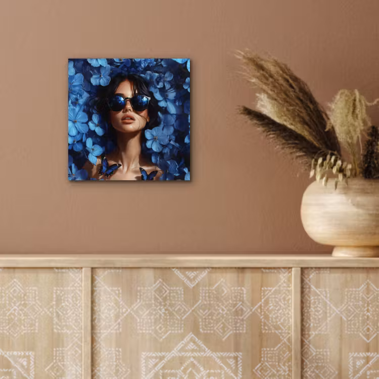 Vrouw - Blauw - Bloemen - Vlinders - Natuur aluminium wit klein -sfeer4