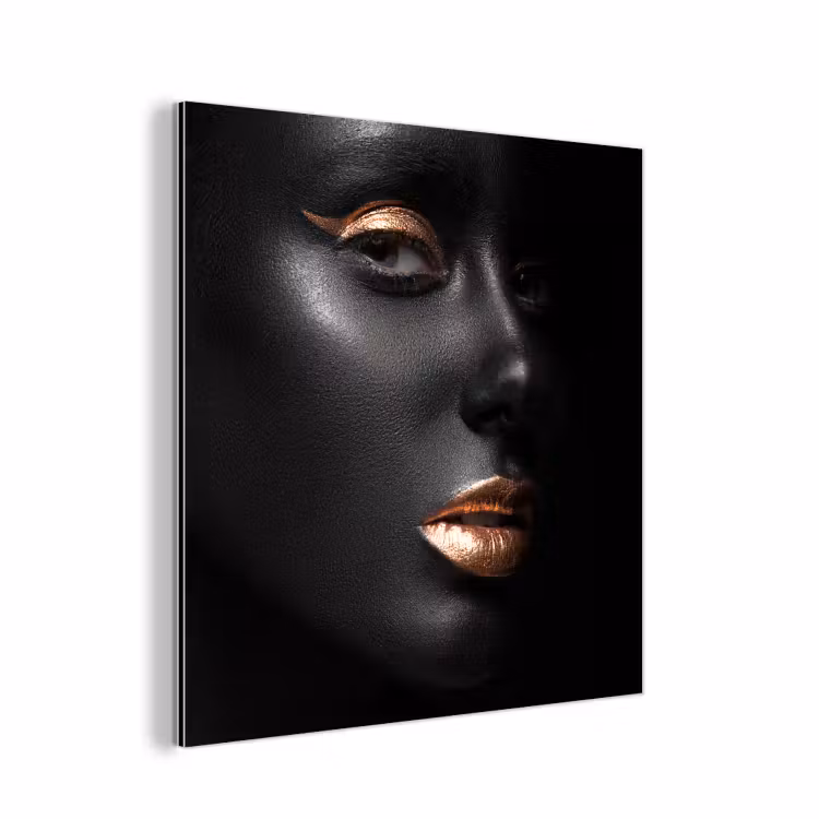 Vrouw - Make-up - Koper - Zwart aluminium wit klein -3d