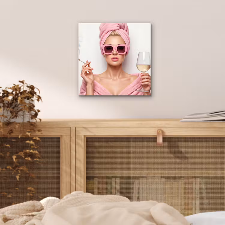 Vrouw - Roze - Wijn - Zonnebril aluminium wit klein -sfeer3