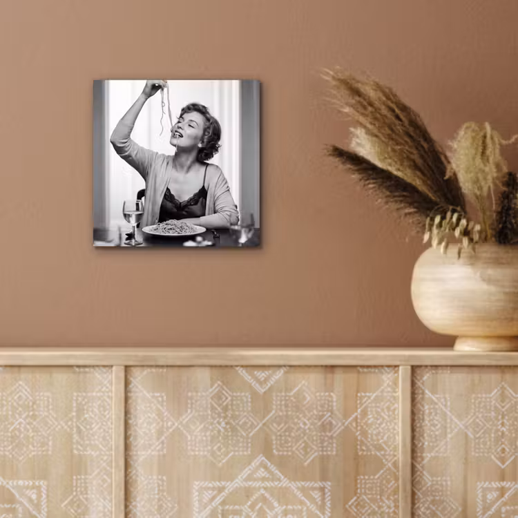 Vrouw - Spaghetti - Zwart - Wit aluminium wit klein -sfeer4