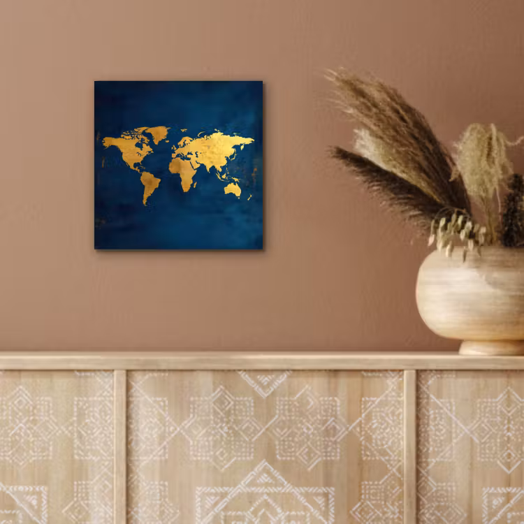 Wereldkaart - Goud - Donkerblauw aluminium wit klein -sfeer4