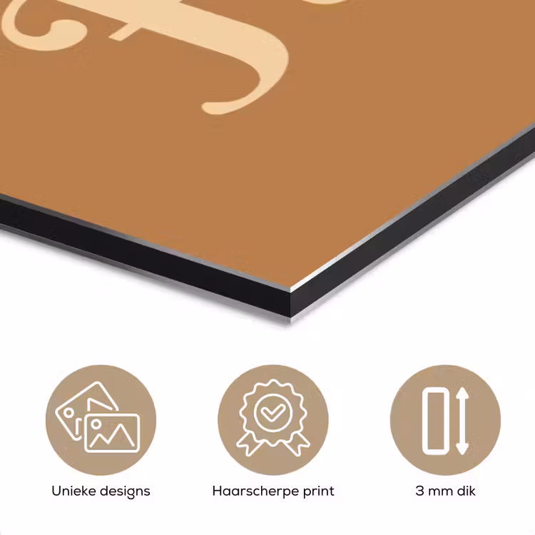 Yee haw - Bruin - Minimalistisch aluminium wit klein -closeup_NL