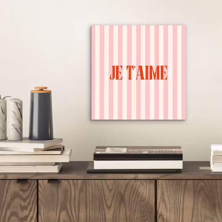 Zachtroze - Rood - Strepen - Je t'aime aluminium wit klein -sfeer1