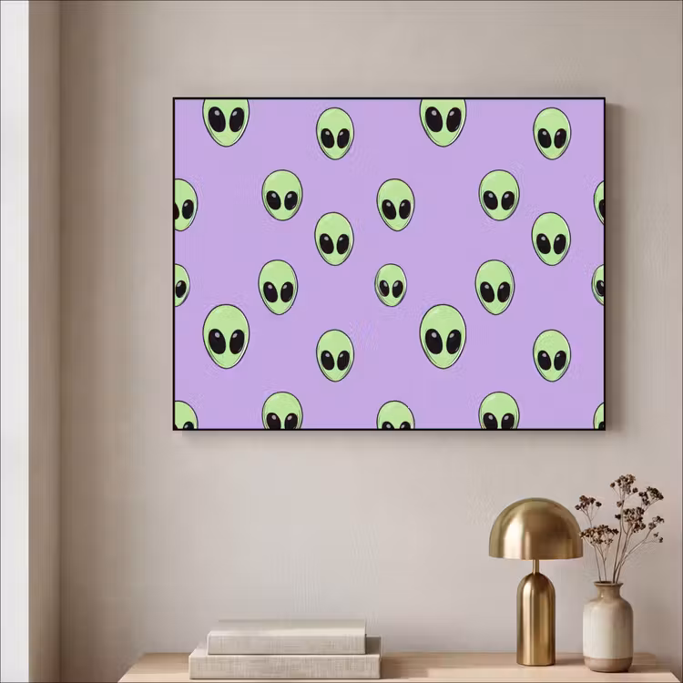 Alien - Retro - Lila Textielframe zwart klein 947 -sfeer2