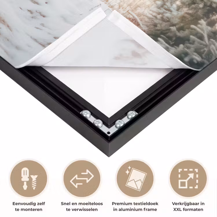 Auto - Rood - Cadeaus - Winter - Sneeuw - Kerst Textielframe zwart klein -USP_closeupNL