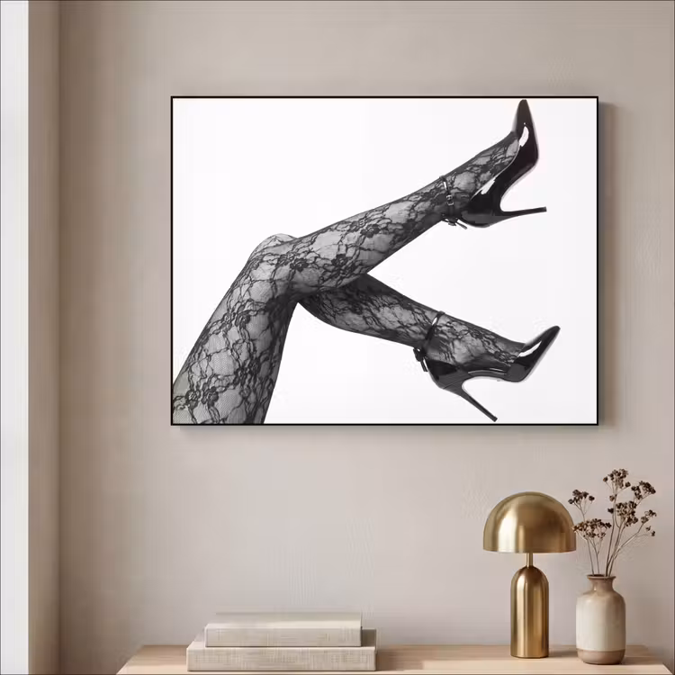 Benen - Kant - Hakken - Zwart - Wit - Uitdagend Textielframe zwart klein -sfeer2