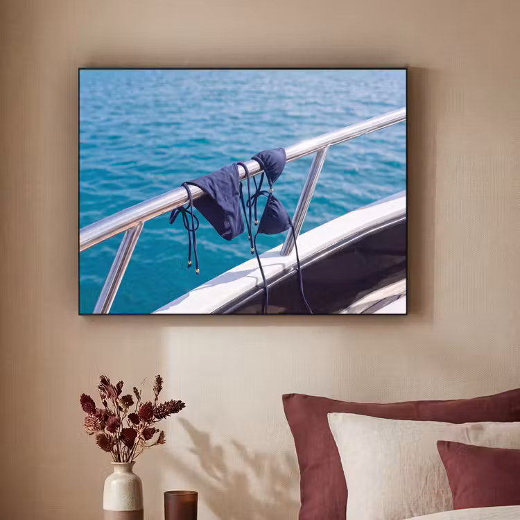 Bikini - Reling - Zee - Zomer - Blauw Textielframe zwart klein -sfeer1