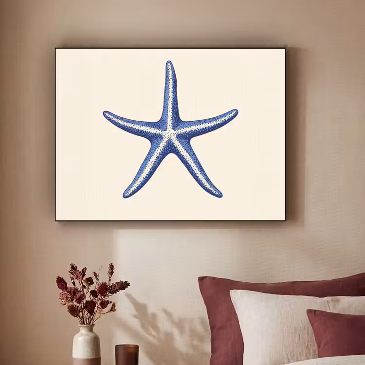 Blauwe zeester - Minimalistisch - Beige Textielframe zwart klein -sfeer1
