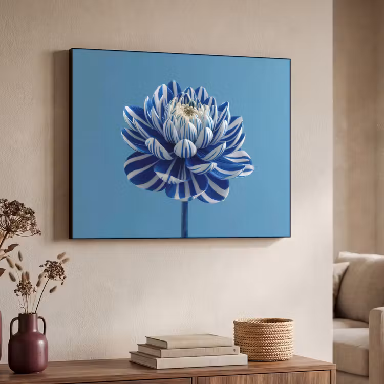 Bloem - Blauw - Bloemblaadjes - Streepjes Textielframe zwart klein -sfeer3