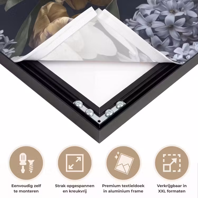 Bloemen - Donker - Elegant - Natuur - Wit Textielframe zwart klein -USP_feed_closeupNL