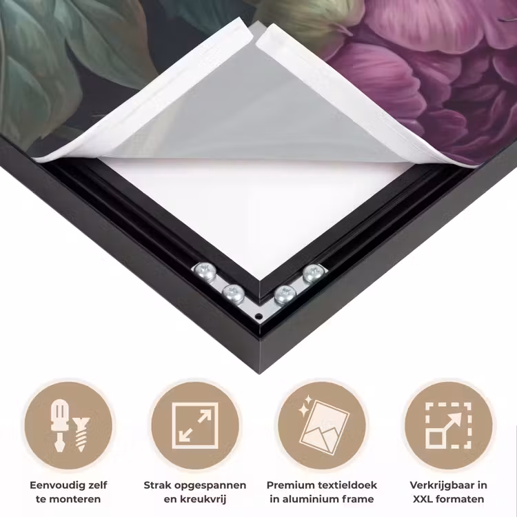Bloemen - Vlinder - Natuur - Modern - Paars Textielframe zwart klein -USP_feed_closeupNL