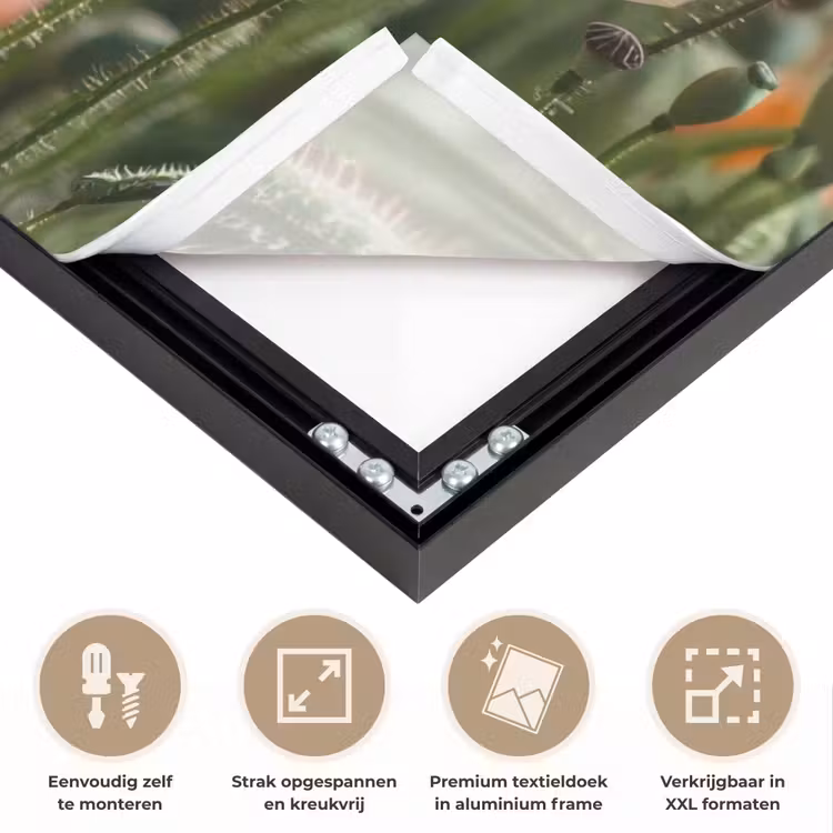 Bloemenveld - Klaprozen - Kleurrijk Textielframe zwart klein -USP_feed_closeupNL