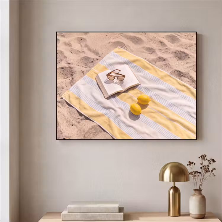 Boek - Zonnebril - Strand - Zomer - Geel Textielframe zwart klein -sfeer2