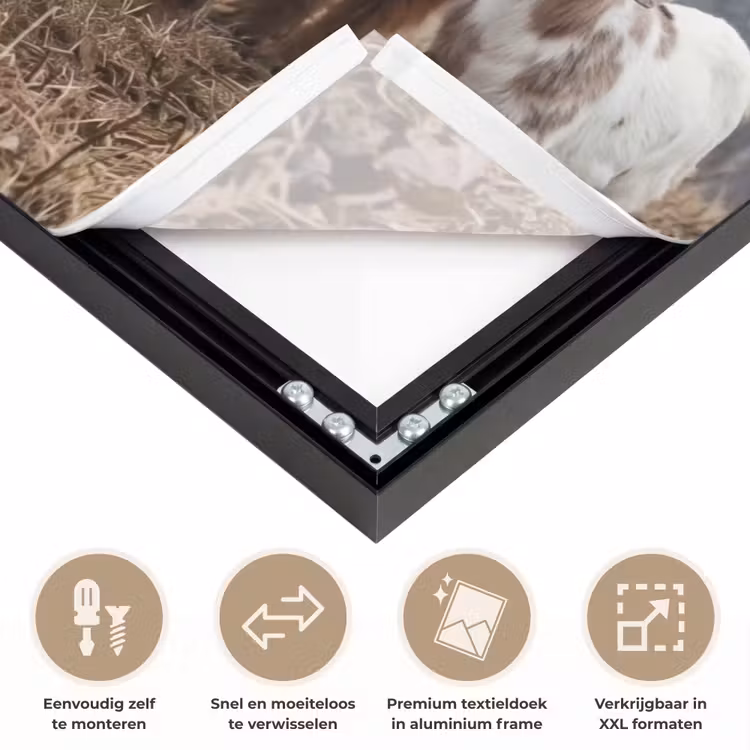 Boerderijdieren - Groep - Mist - Natuur - Rustiek Textielframe zwart klein -USP_closeupNL
