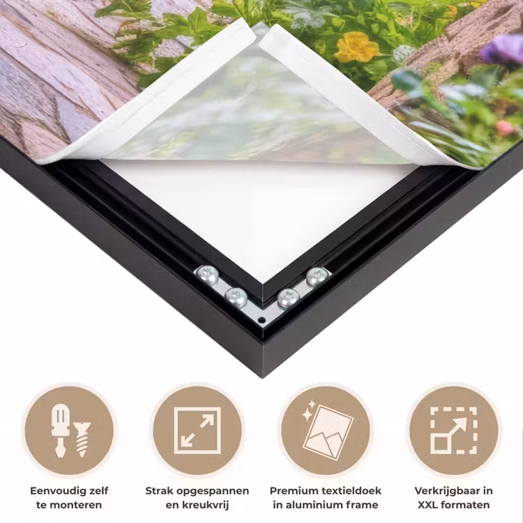 Doorkijk - Bloemen - Pad - Natuur Textielframe zwart klein -USP_feed_closeupNL