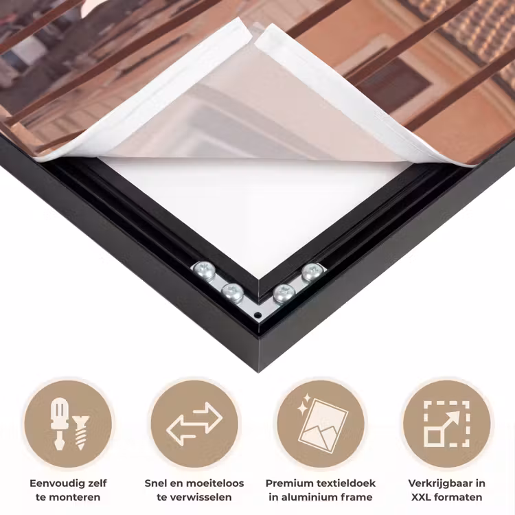 Eten - Ontbijt - Balkon - Stad - Zonsopgang Textielframe zwart klein -USP_closeupNL